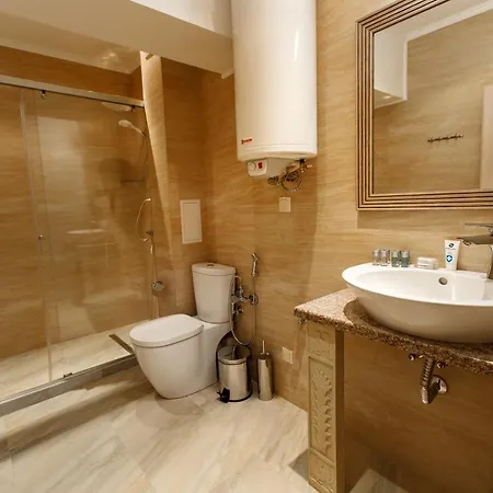 Private In Argisht Partez *